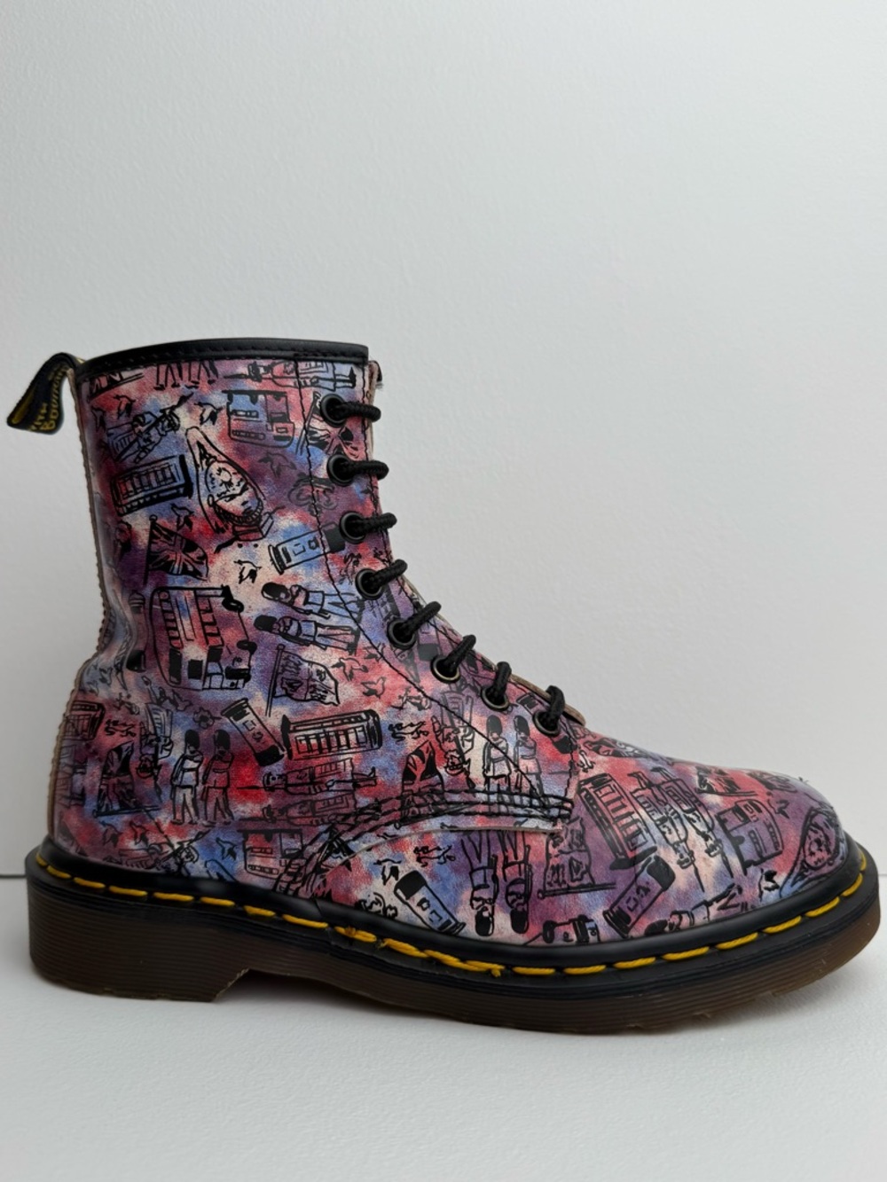 Dr. Martens 1460 Vintage England London Icons Scene Print 8 Eye Boots UK 5 - Picture 3 of 16